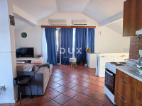 Veli Lošinj, dvosoban stan, 75 m2, balkon, parking