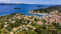 Veli Iž, otok Iž - građevinsko zemljište 435 m2, 400 m od mora