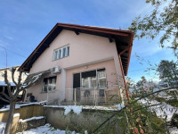 Velika Gorica- centar- obiteljska kuća