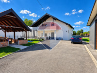 Velika Gorica, Kobilić, moderna kuća 350 m2 + 2450m2 okućnice (prodaja