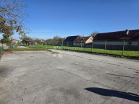 Veliko građevinsko zemljište s investicijskim potencijalom