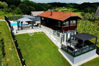 Veliko Trgovišće, prekrasna kuća za odmor 100 m2 s bazenom