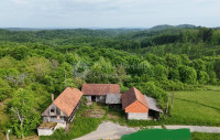 Prilika za vikendicu u mirnom selu Netretić