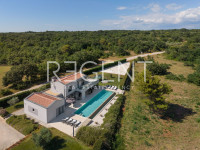 Vila 250 m², Vodnjan-okolica — bazen 78 m², okućnica 1600m2