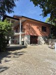 Vila sa dva stana u zelenilu mirnog dijela Lovrana