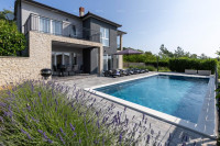 Villa s bazenom  blizu Labina