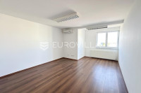 Vinkovci, Jošine, poslovni prostor uredske namjene 22 m2