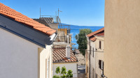 NOVI VINODOLSKI, novouređena kuća u centru grada