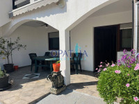 Vir – Dva apartmana prizemlje