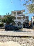 VIR - ODLIČNA DVOJNA KUĆA 228m2, 1.RED DO MORA (6 APARTMANA)