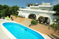 Viškovo, Saršoni -vila s bazenom i pogledom na more, najam!