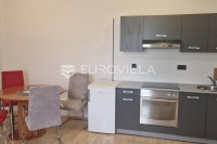 Viškovo, Sroki, stan površine 54 m² i garaža 29 m²