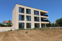 U Vodicama, s neometanim pogledom na Plavu plažu, 3-sobni apartman 123
