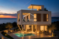 Vodice, 2 red do mora, vila površine 185 m², samo 50 m od plaže