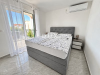 Vodice, 2-sobni stan, 53,49 m², 150m od mora, pogled na more