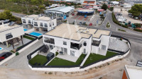 VODICE - 3-SOBNI STAN, NOVOGRADNJA, 2 PARKING MJESTA