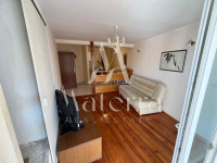 VODICE - CENTAR- 2-SOBNI STAN, 150 M OD MORA