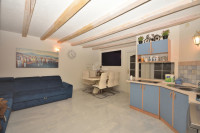 Vodice - Dvoetažni stan u strogom centru grada