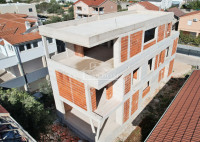 Vodice - Luksuzni dvoetažni stan S1, mirna lokacija