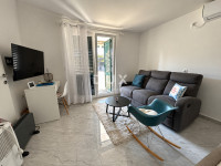 Vodice, namješten 2-sobni stan, 57,60 m², 150 m od mora