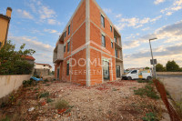 Vodice, novogradnja, dvosobni apartman od 74,41 m²