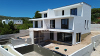 Vodice - **NOVOGRADNJA** S1 kuća s bazenom , pogled na more