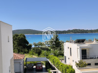 VODICE – PENTHOUSE NADOMAK MORA S PREDIVNIM POGLEDOM