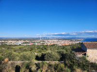 Vodice-poljoprivredno zemljište s predivnim panoramskim pogledom na mo