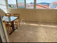 VODICE PREKRASAN STAN BLIZU MORA 95 M2