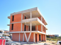 Vodice - S1 stan s vrtom u modernoj novogradnji