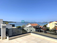 VODICE - SRIMA, novo, 2. red do mora, penthouse, krovna terasa, panora