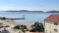 VODICE - SRIMA, novo, 80 m od mora, krovna terasa, panoramski pogled,
