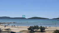 VODICE - SRIMA, top lokacija, 30 m od plaže, 1. kat, pogled na more