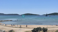 VODICE - SRIMA, top lokacija, 30 m od plaže, 2. kat, panoramski pogled