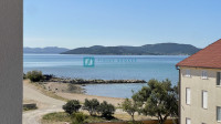 VODICE - SRIMA, novo, top lokacija, 80 m od mora, lift, krovna terasa,