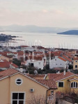 Vodice stan 2S+DB 64m2 + krovna terasa 30,20m2 i ljetna kuhinja 16,10