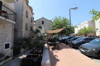 Vodice, strogi centar grada – renovirana kamena kuća 88,31m2