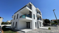 VODICE, novo, useljivo, prizemlje, vrt 30 m2, 650 m do plaže