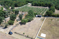 Vodnjan, Galižana, ograđeno poljoprivredno zemljište na odličnoj lokac