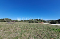 Istra, Volme, građevinsko zemljište 1500 m², 300 metara od mora, pogle
