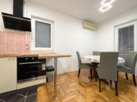 VRAPČE, 3-SOBAN STAN S GARAŽOM I VPM***BEZ PROVIZIJE!!!***