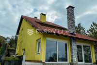 Vrhovec, kuća u visokoj roh bau izvedbi neto površine 326 m² na zemlji