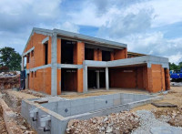 Vrhunska lokacija, priroda, mir – moderna vila u izgradnji