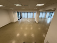 VRHUNSKI UREDSKI PROSTOR 242 m2, kompletno uređeno, Varaždin