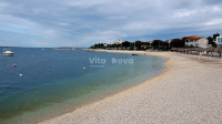 VRSI, 600 m OD MORA, ATRAKTIVNO!