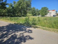 VRSI-građevinsko zemljište 622m2 udaljeno 600m od mora