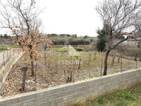 VRSI - Građevinsko zemljište - 788m2