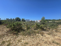 VRSI-MULO-građevinsko zemljište 500m2 udaljeno 950m od mora
