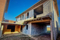 Vukovar, Borovo naselje, stambeno, poslovna nekretnina 600 m²