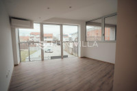 Vukovar, CENTAR, novouređen poslovni prostor 106 m², odlična lokacija